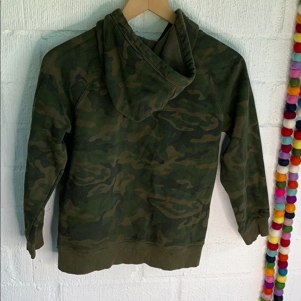 Gap Camouflage Kids Logo Sweatshirt Hoodie sz M